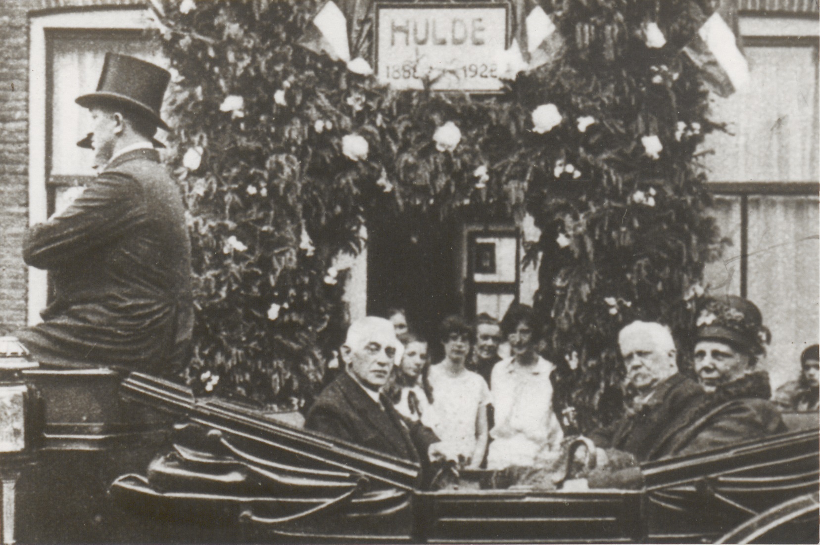 1236-1576 foto van dokter Jacob Hocke Hoogenboom bij zijn jubileum in 1926, fotograaf onbekend